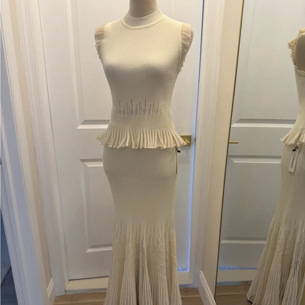 COMMENSE TOP AND SKIRT CREAM SET MEDIUM - Picture 10 of 14